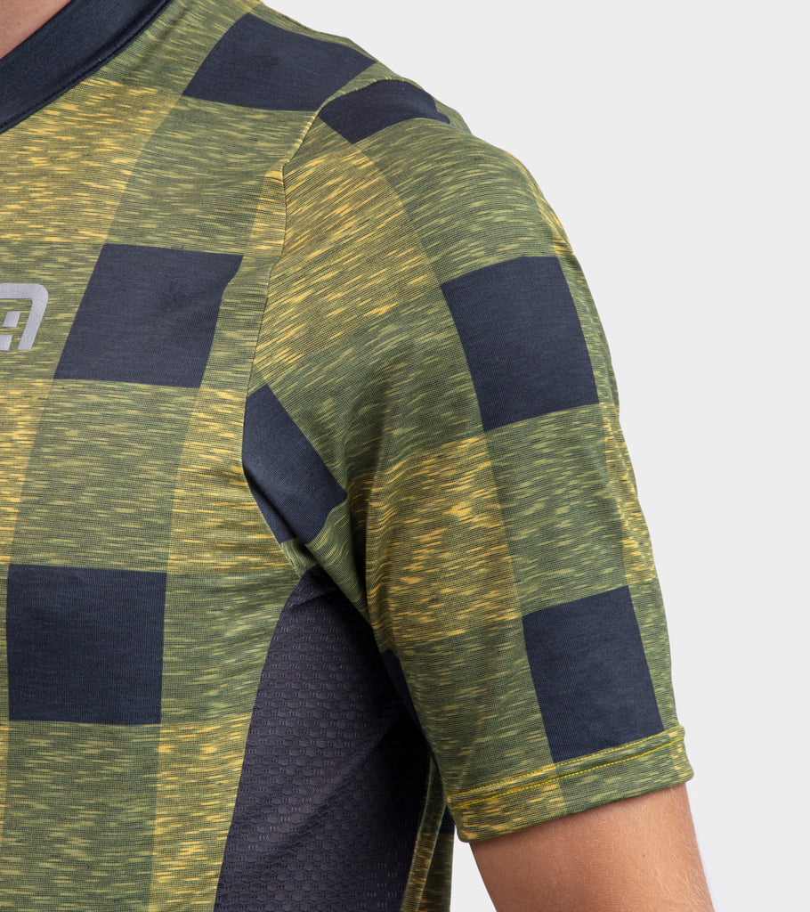 Men's Gravel Cycling Jersey in yellow check sleeve