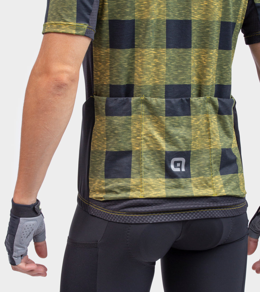 Men's Gravel Cycling Jersey in yellow check pocket view